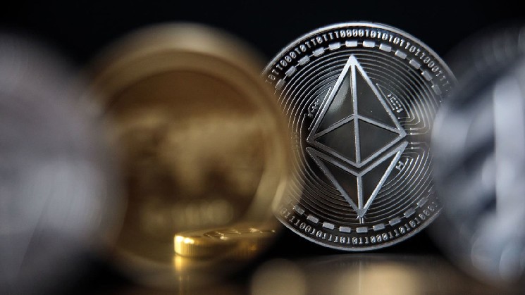 Ethereum Sports Bearish Signals As Crypto Market Shifts Back Into Fear Ethereum Sports Bearish Signals As Crypto Market Shifts Back Into Fear