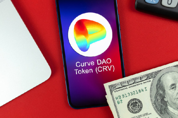 Curve Finance awards researcher $250k, Curve DAO (CRV) still in red after hack
